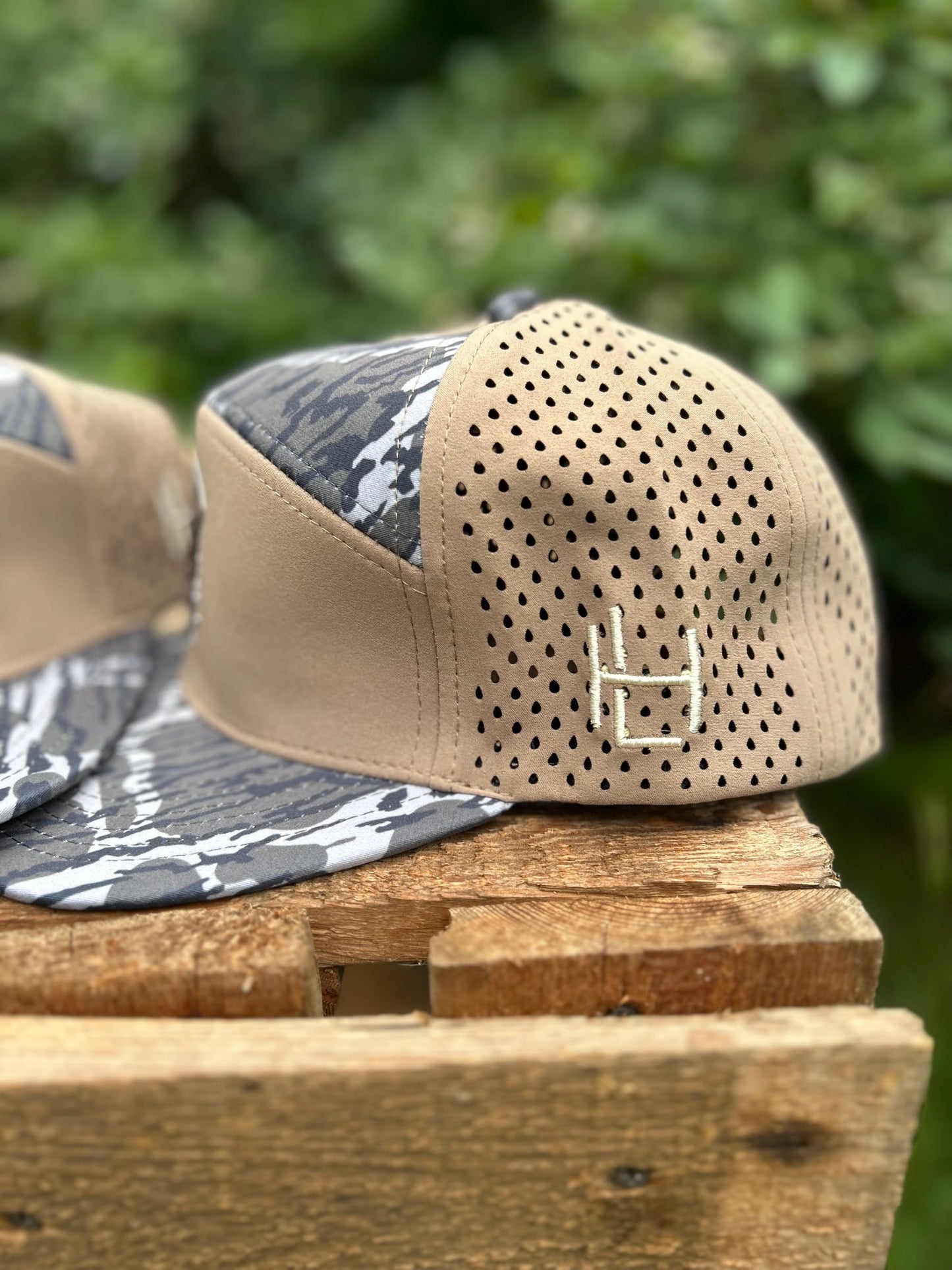 7-Panel Loyal Hound Turkey Hat